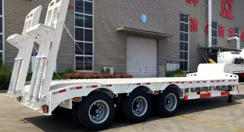 Q345B Carbon Steel 18 Wheeler Flatbed Trailer Semi Tractor 53 Ft